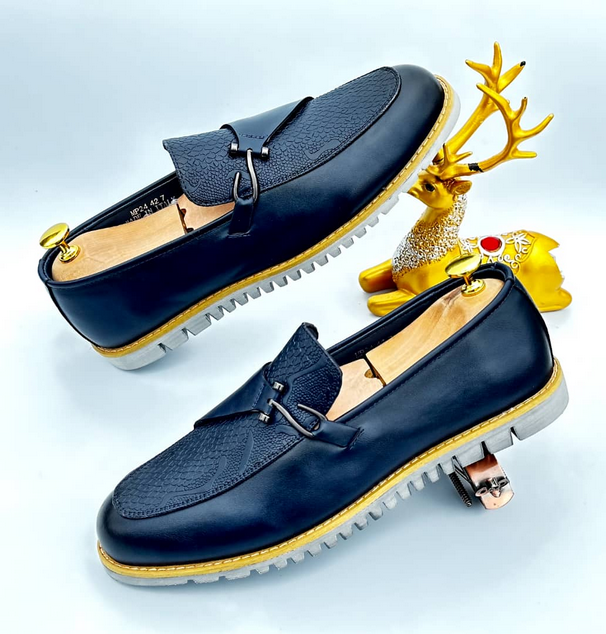 News Chaussure pointure 40@44