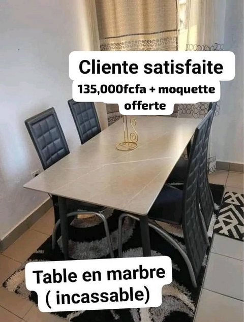 Boutique de meubles Meubles de cuisine élégants et simples Ensemble de salle à manger de luxe et durable Table à manger exquise Ensemble avec 4 chaises